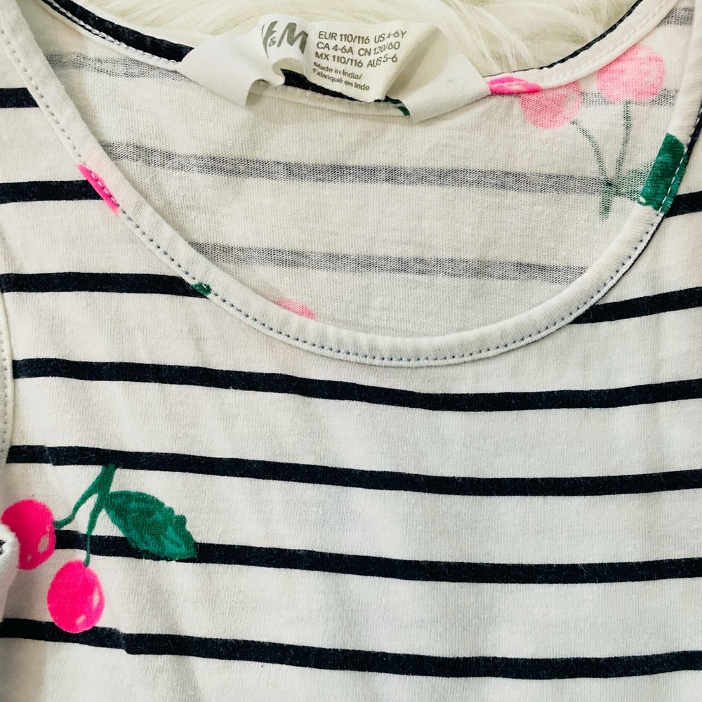 H&M Girls Cherry Casual  dress Bin 1 - Picture 2 of 4